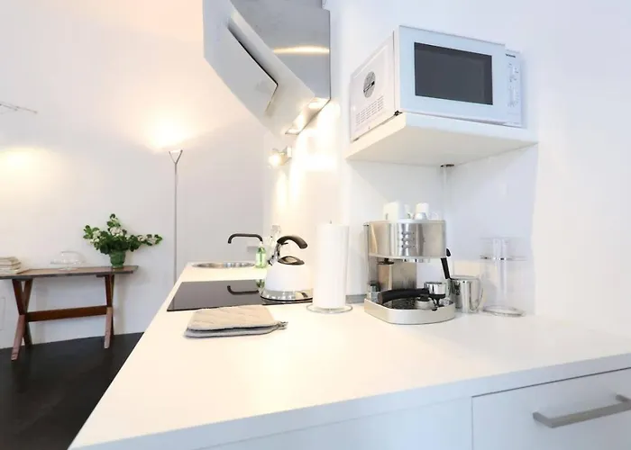 Streetview - Premium Flat At The Belvedere Appartement *