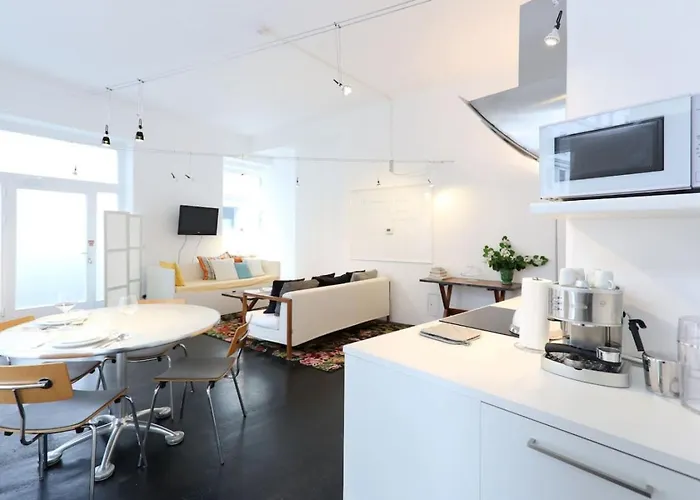 Streetview - Premium Flat At The Belvedere * Wenen