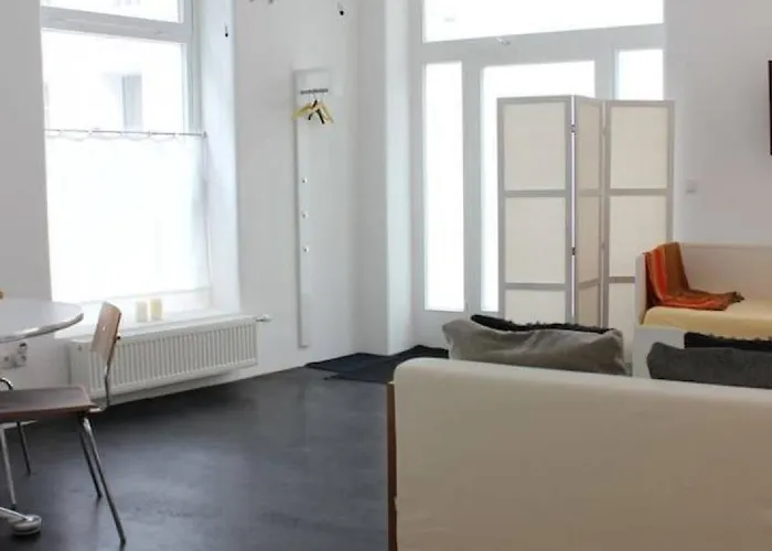 Streetview - Premium Flat At The Belvedere Apartman *