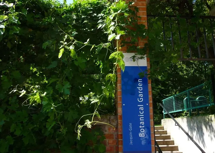 Streetview - Premium Flat At The Belvedere Appartement
