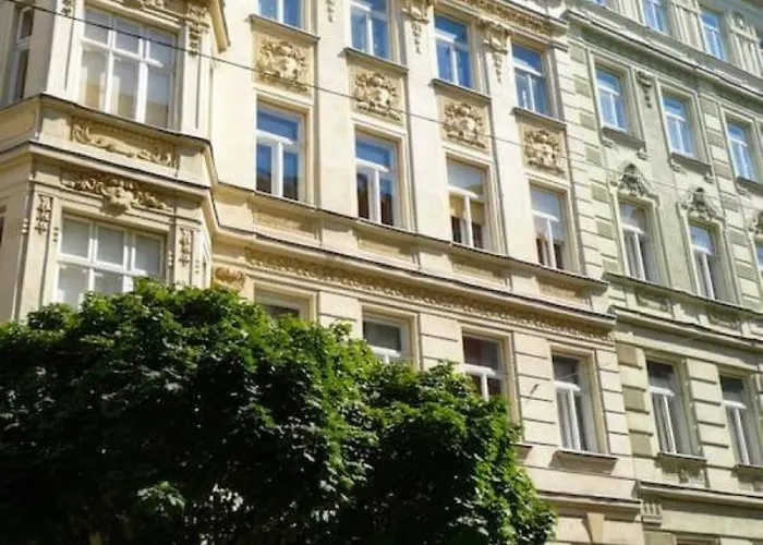 Streetview - Premium Flat At The Belvedere Appartement Wenen