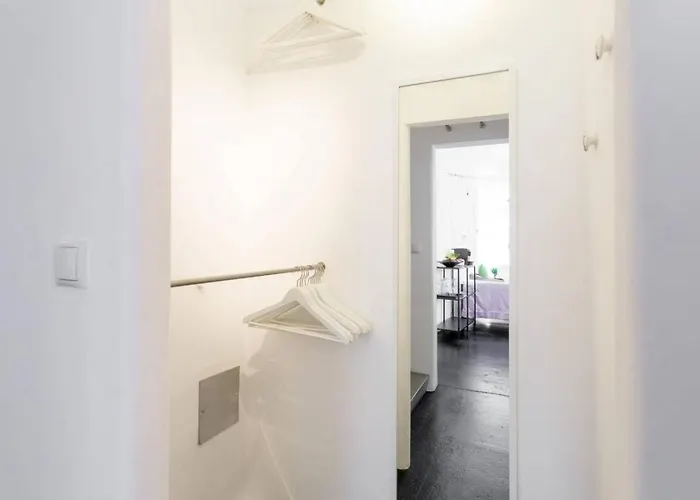 Streetview - Premium Flat At The Belvedere Apartman Bécs