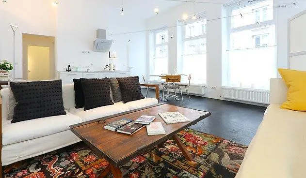 Апартаменты Streetview - Premium Flat At The Belvedere *