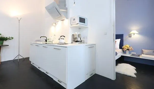 Streetview - Premium Flat At The Belvedere Апартаменты *